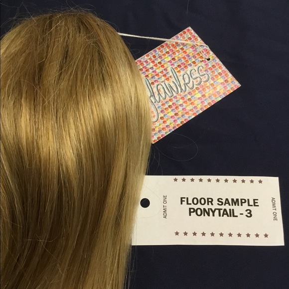 Draw-string Ponytail - Picture 2 of 8